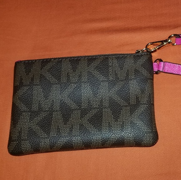 Micheal Kors Wallet Wristlet Coin Purse - Picture 2 of 6